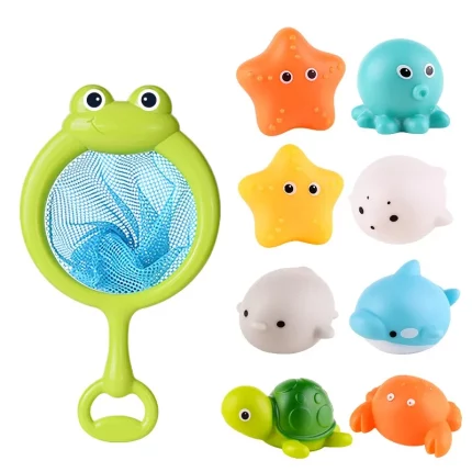 Eine Gruppe von beleuchtetem Badespielzeug für die Badewanne mit einem Frosch, einem Tintenfisch, einem Seestern und einem Seepferdchen.